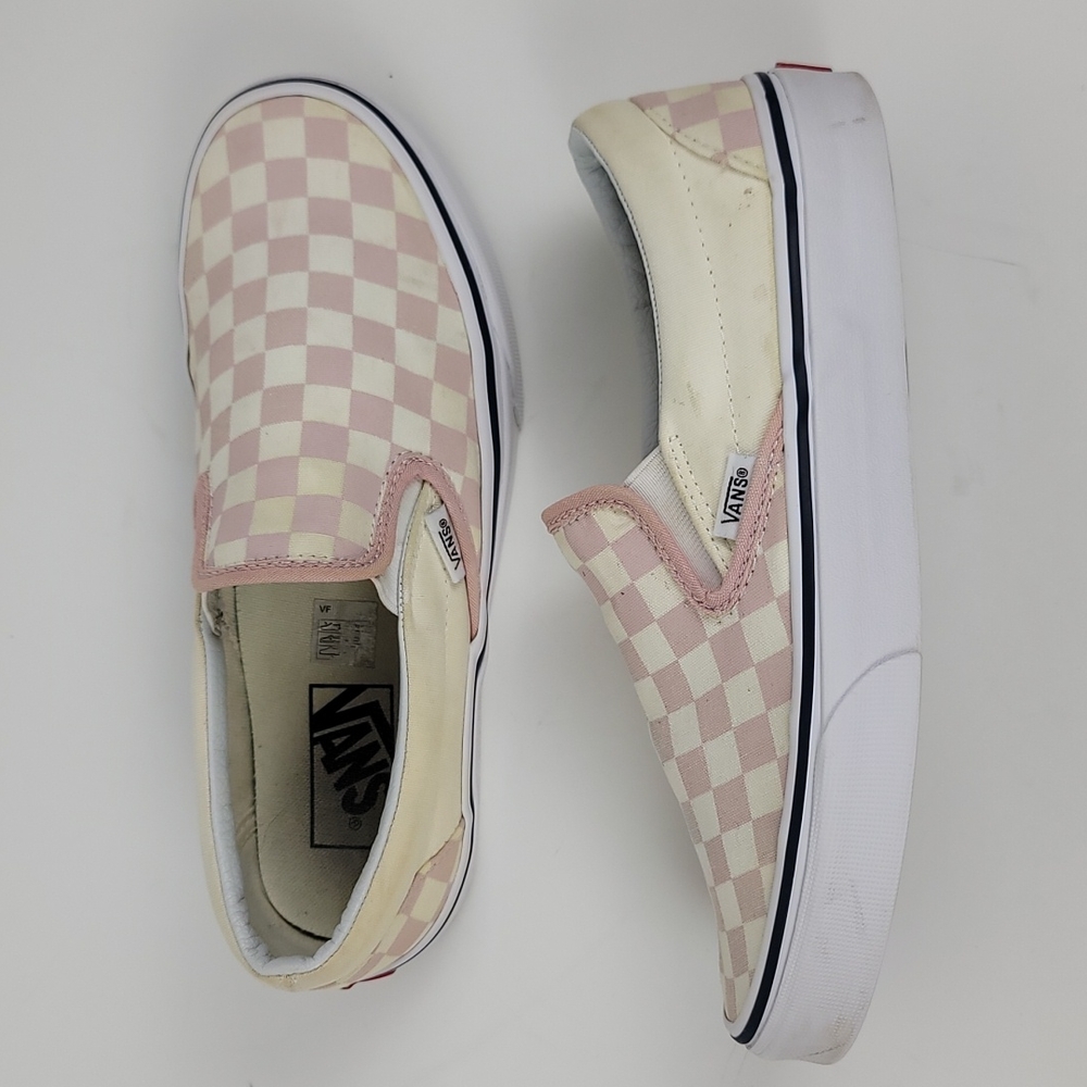 VANS CHECKERBOARD SLIP ON,  WOMANS SIZE 8 GUC